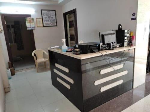 Oyo Flagship 80855 Hotel R Grand Vijayawāda Eksteriør bilde