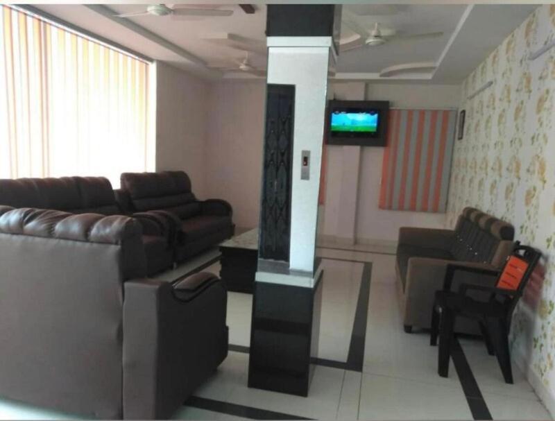 Oyo Flagship 80855 Hotel R Grand Vijayawāda Eksteriør bilde