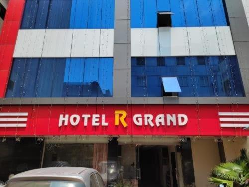 Oyo Flagship 80855 Hotel R Grand Vijayawāda Eksteriør bilde